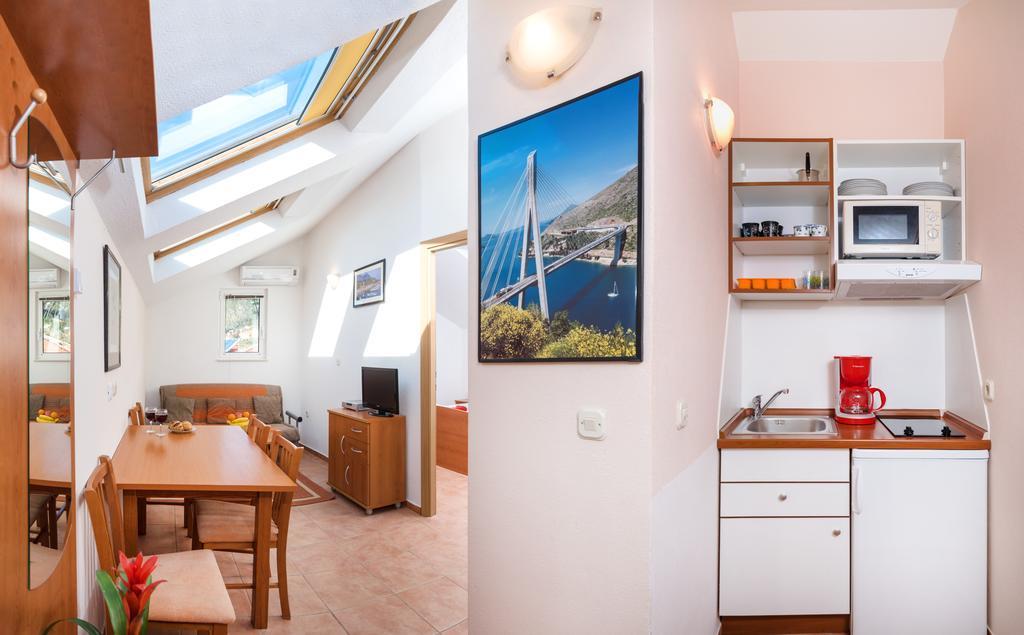 Apartments Vila Adrijana & Fitness Studio Wolf Baška Voda Extérieur photo